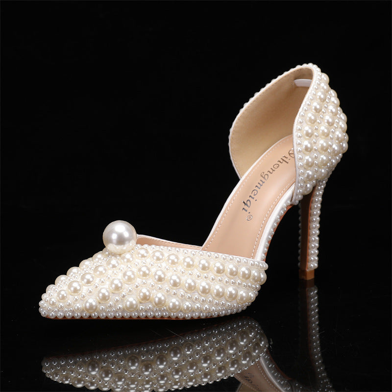 Buy pointed-toe stilettos for weddings